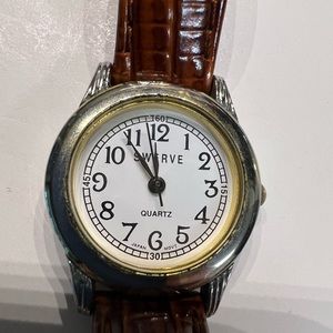 Women’s Minimalist Easy-To-Read Watch